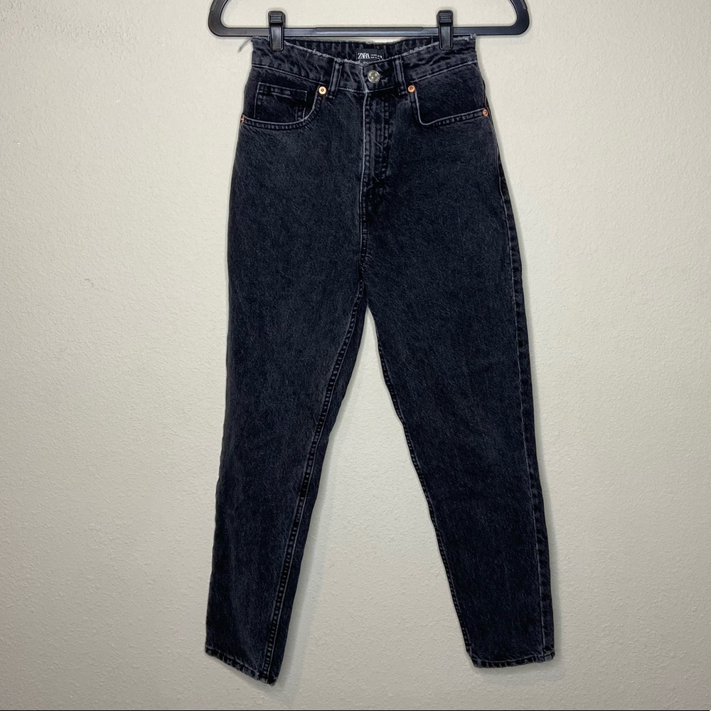 ZARA Black Distressed High Rise Jeans 4 Straight